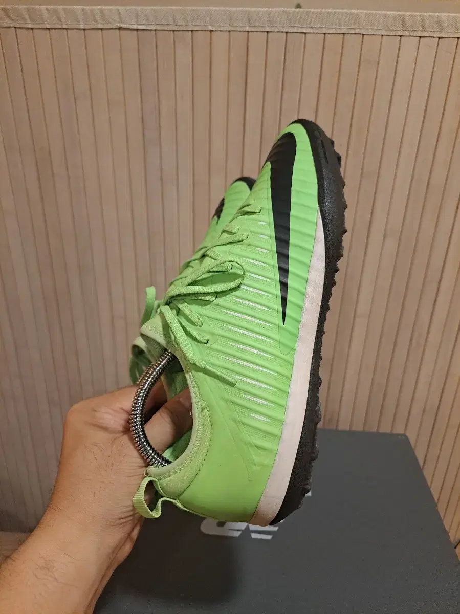 thumbnail-5